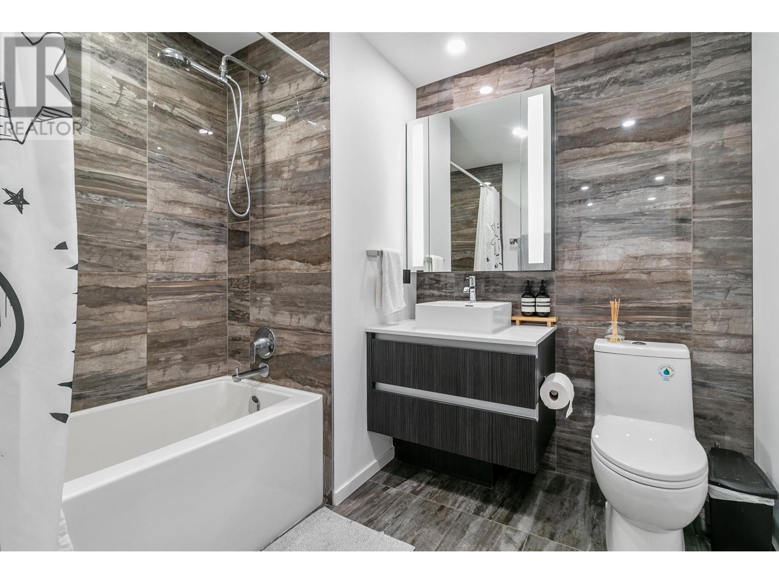 610 1888 Gilmore Avenue, Burnaby, British Columbia  V5C 0L2 - Photo 17 - R2957185