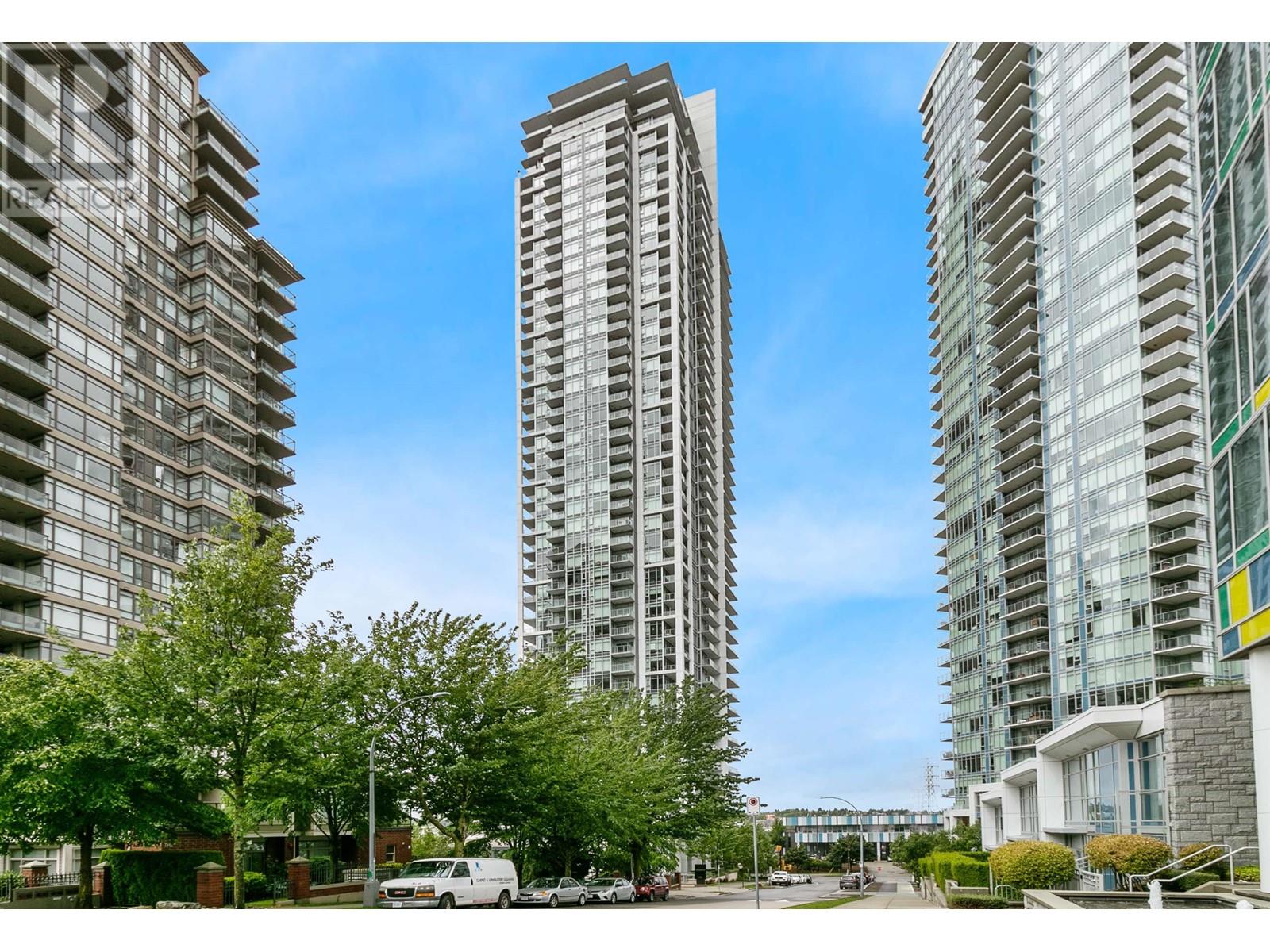 Property at 610 1888 GILMORE AVENUE image 2