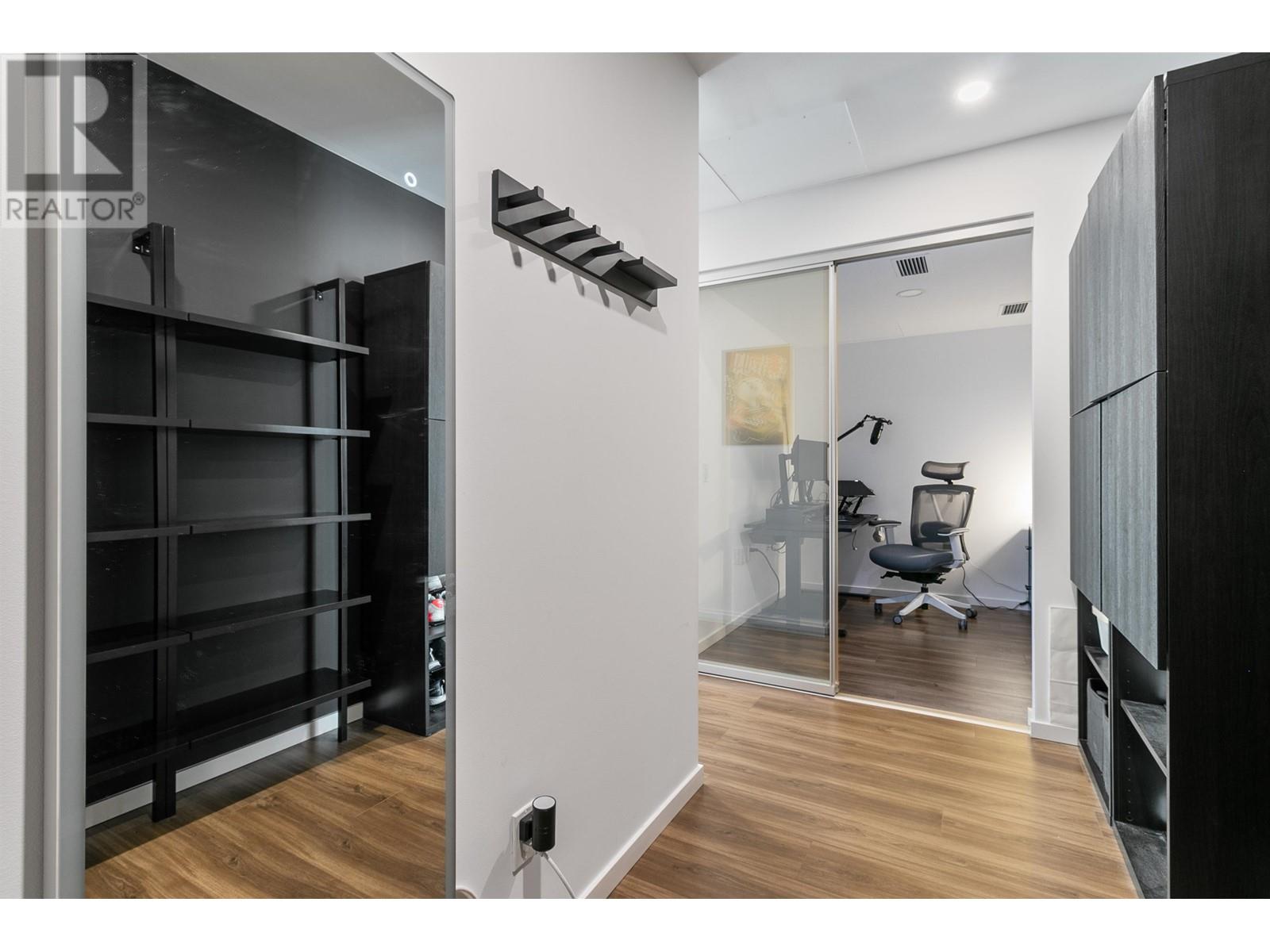 Property at 610 1888 GILMORE AVENUE image 4