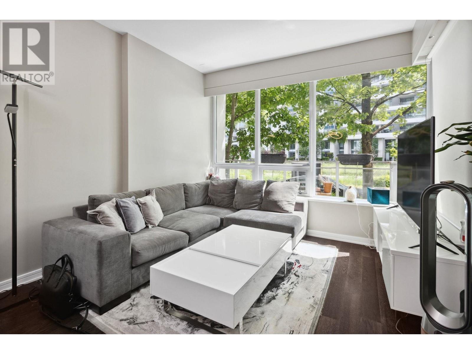 Th 1657 Ontario Street, Vancouver, British Columbia  V5Y 0C1 - Photo 2 - R2957192