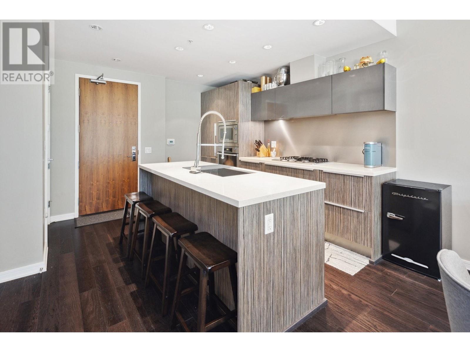 Th 1657 Ontario Street, Vancouver, British Columbia  V5Y 0C1 - Photo 7 - R2957192