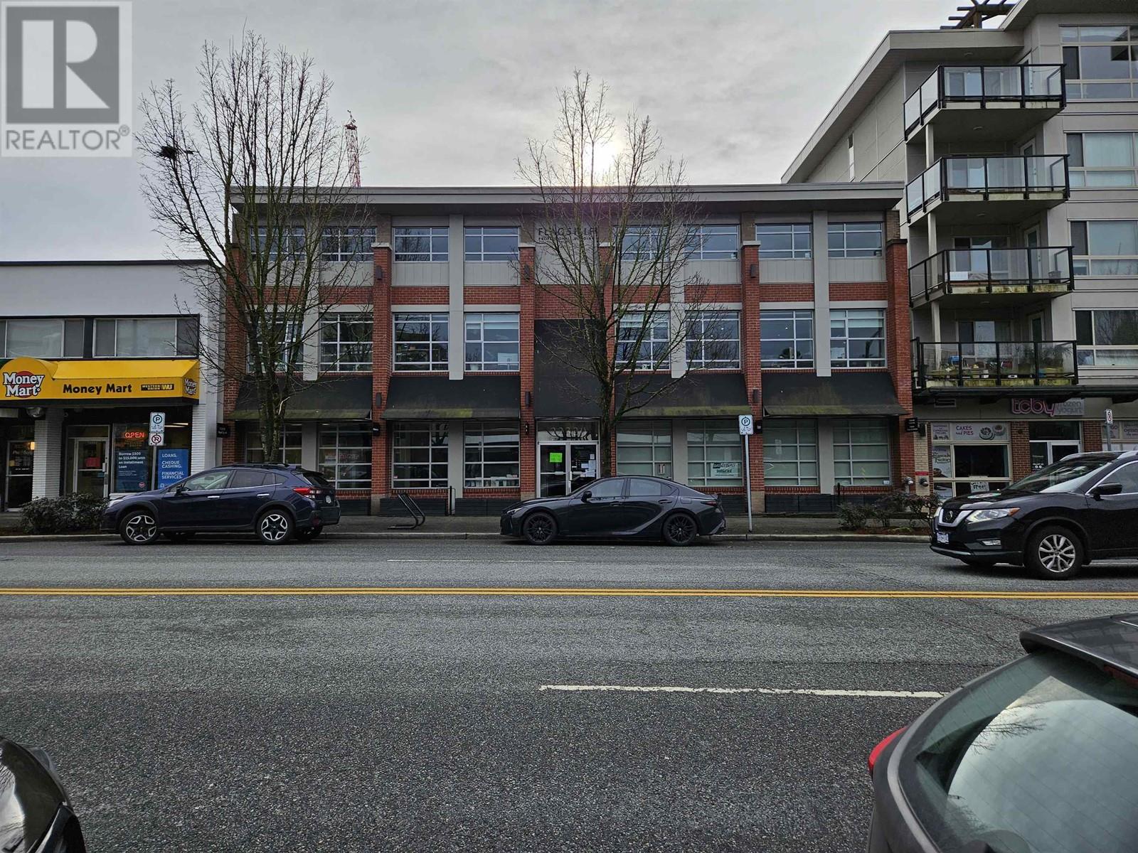 202 22320 Lougheed Highway, Maple Ridge, British Columbia  V2X 2T4 - Photo 3 - C8065740