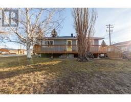 2022 6 Avenue, fort macleod, Alberta