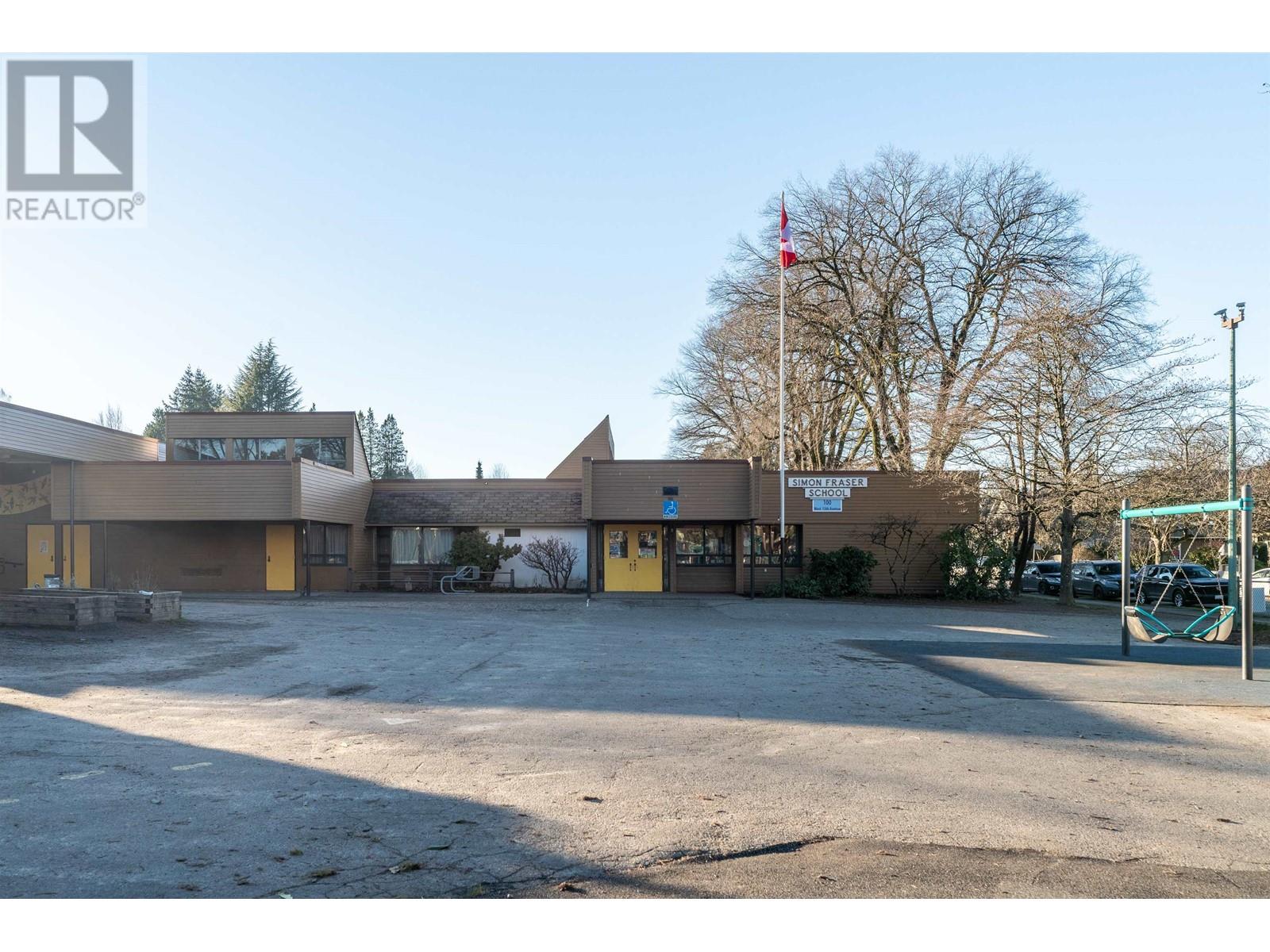 Listing Picture 23 of 29 : 113 W 15TH AVENUE, Vancouver / 溫哥華 - 魯藝地產 Yvonne Lu Group - MLS Medallion Club Member