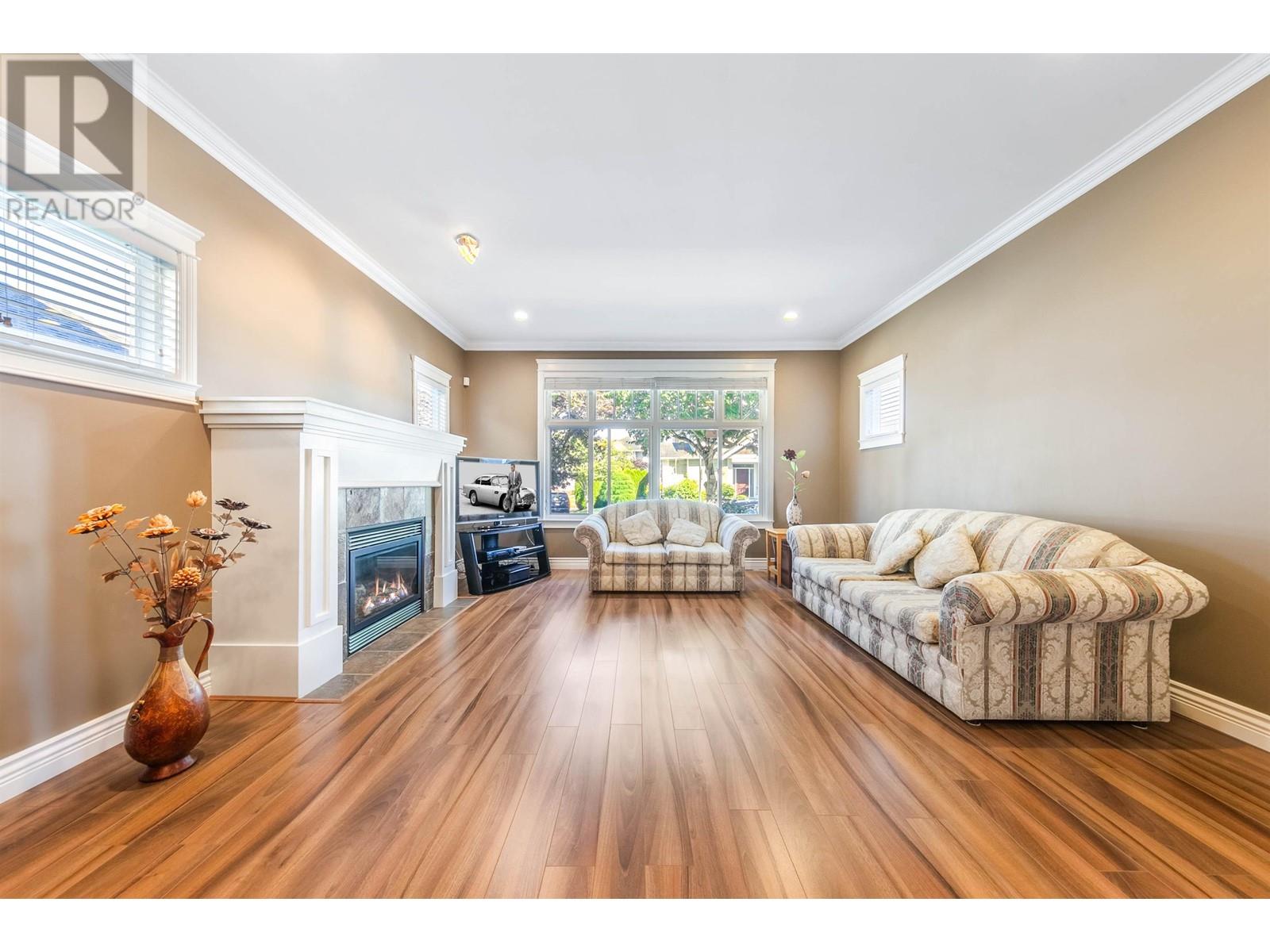 Listing Picture 6 of 29 : 12293 BUCHANAN STREET, Richmond / 烈治文 - 魯藝地產 Yvonne Lu Group - MLS Medallion Club Member