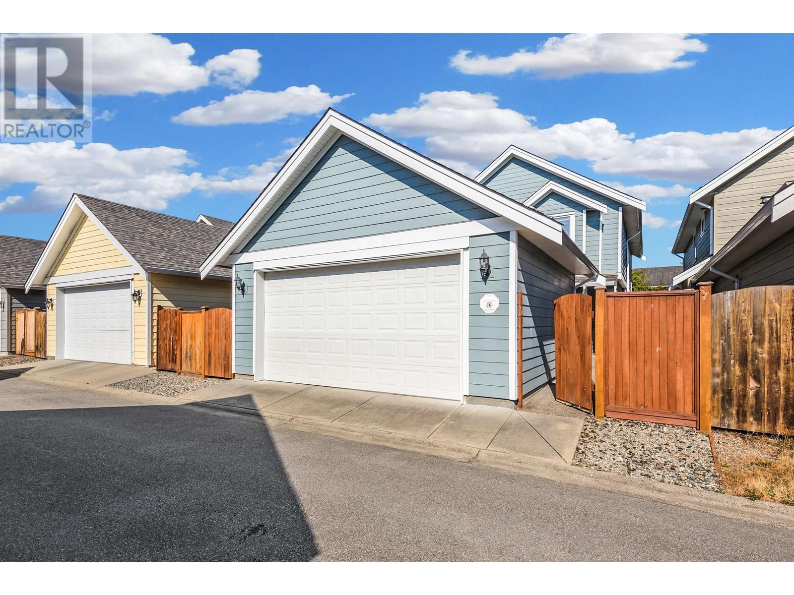 Listing Picture 22 of 29 : 12293 BUCHANAN STREET, Richmond / 烈治文 - 魯藝地產 Yvonne Lu Group - MLS Medallion Club Member