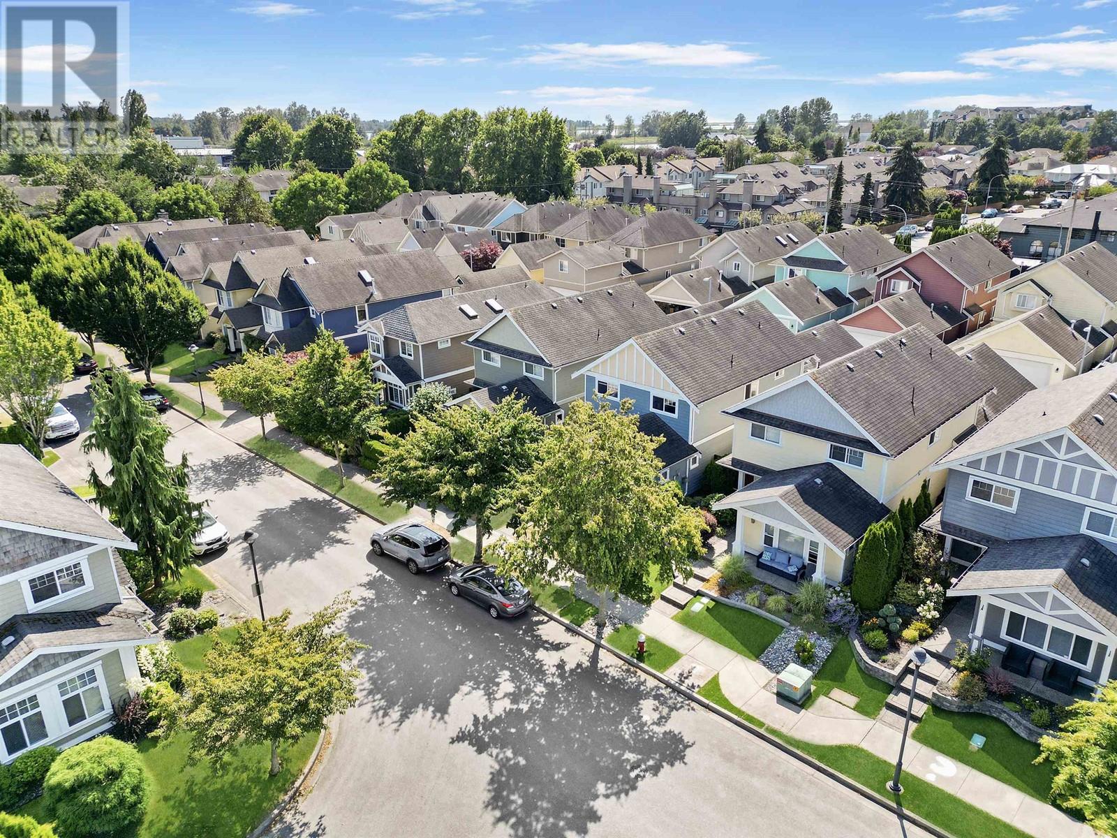 Listing Picture 24 of 29 : 12293 BUCHANAN STREET, Richmond / 烈治文 - 魯藝地產 Yvonne Lu Group - MLS Medallion Club Member