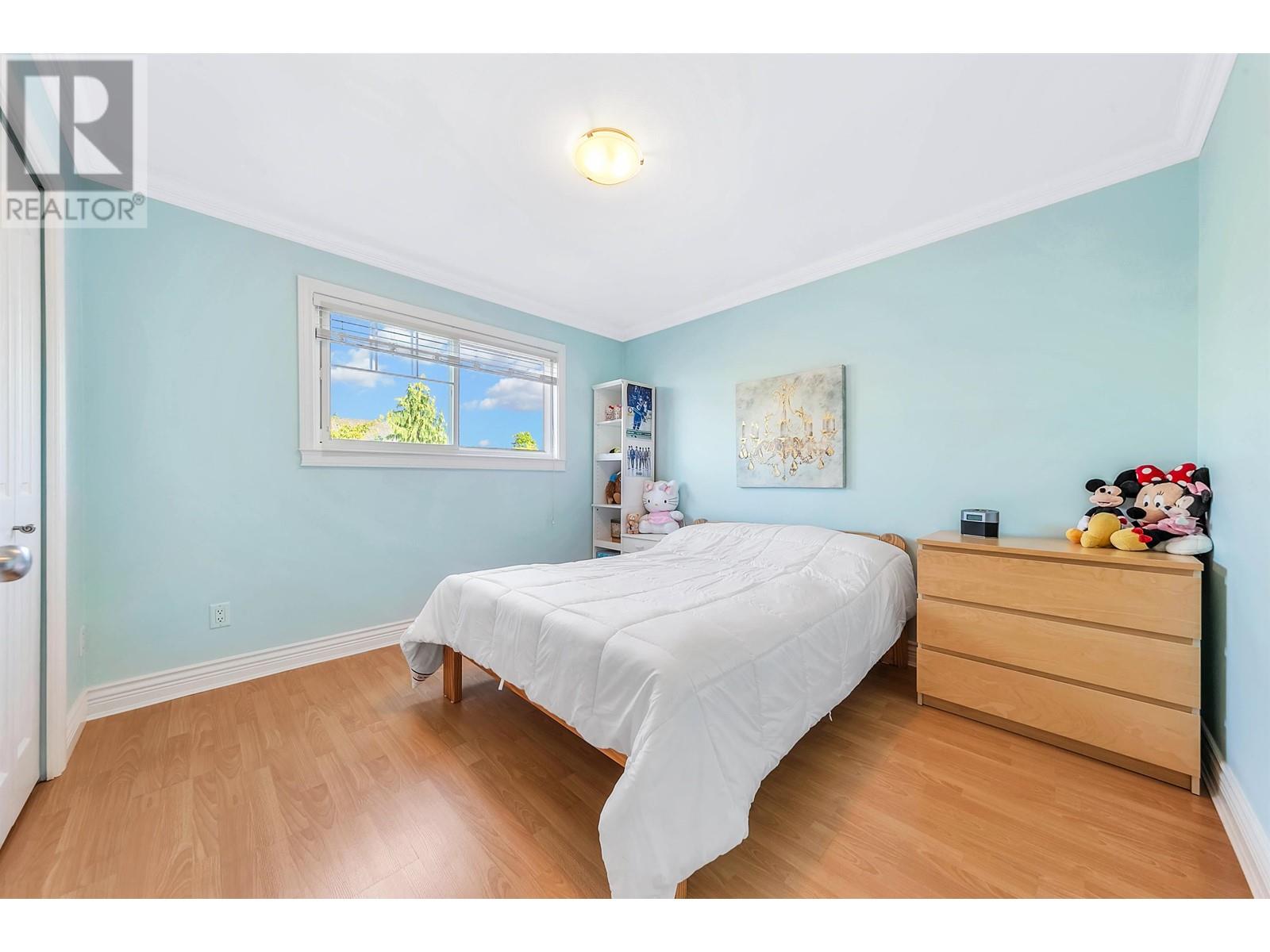 Listing Picture 18 of 29 : 12293 BUCHANAN STREET, Richmond / 烈治文 - 魯藝地產 Yvonne Lu Group - MLS Medallion Club Member