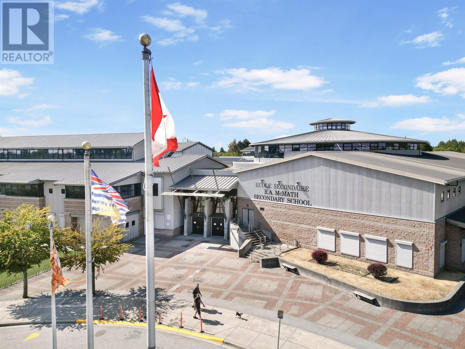 Listing Picture 26 of 29 : 12293 BUCHANAN STREET, Richmond / 烈治文 - 魯藝地產 Yvonne Lu Group - MLS Medallion Club Member
