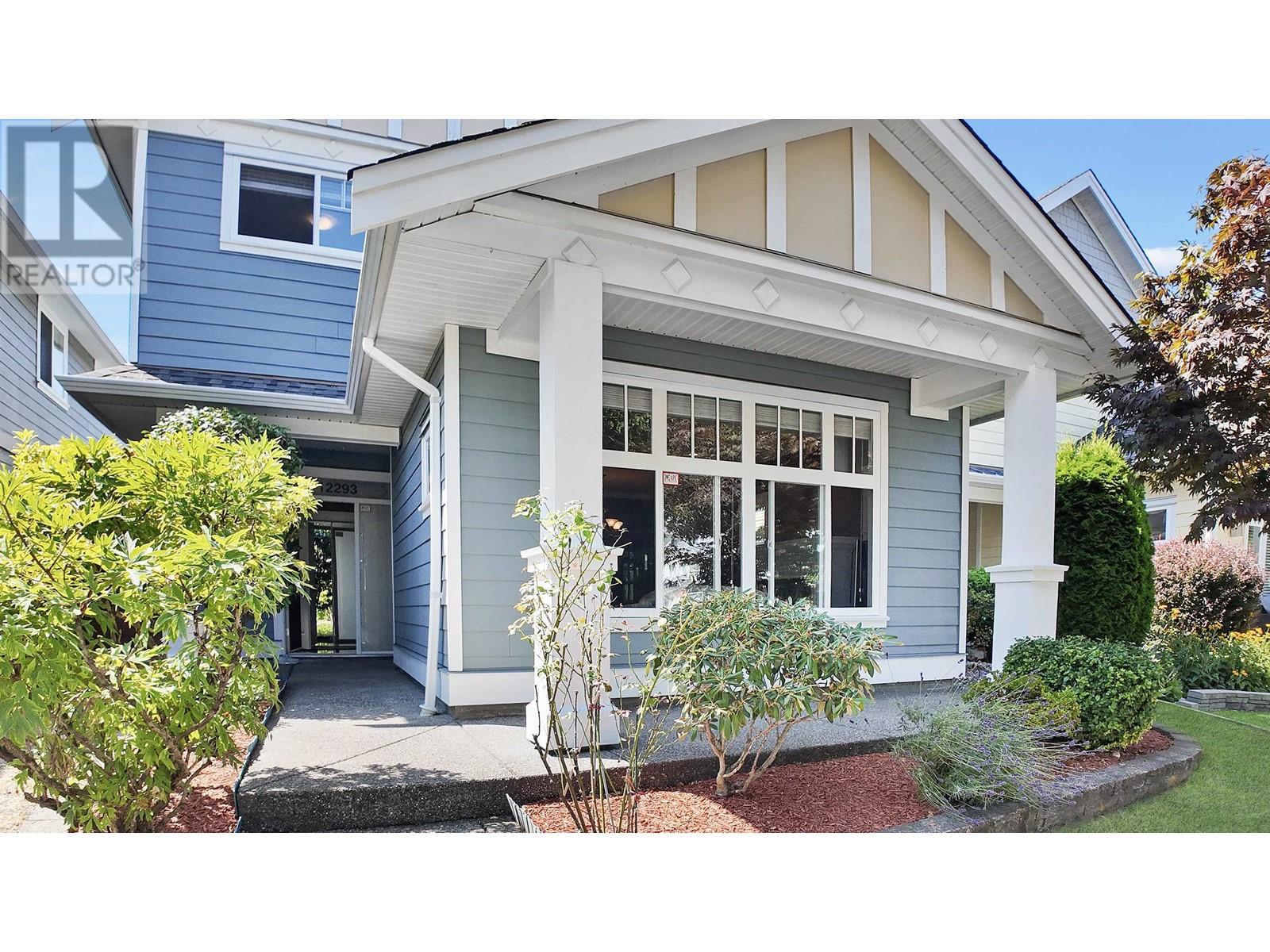 Listing Picture 2 of 29 : 12293 BUCHANAN STREET, Richmond / 烈治文 - 魯藝地產 Yvonne Lu Group - MLS Medallion Club Member