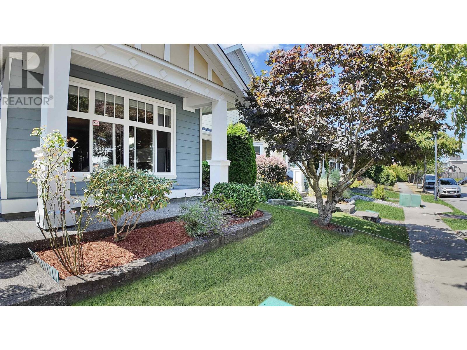 Listing Picture 3 of 29 : 12293 BUCHANAN STREET, Richmond / 烈治文 - 魯藝地產 Yvonne Lu Group - MLS Medallion Club Member