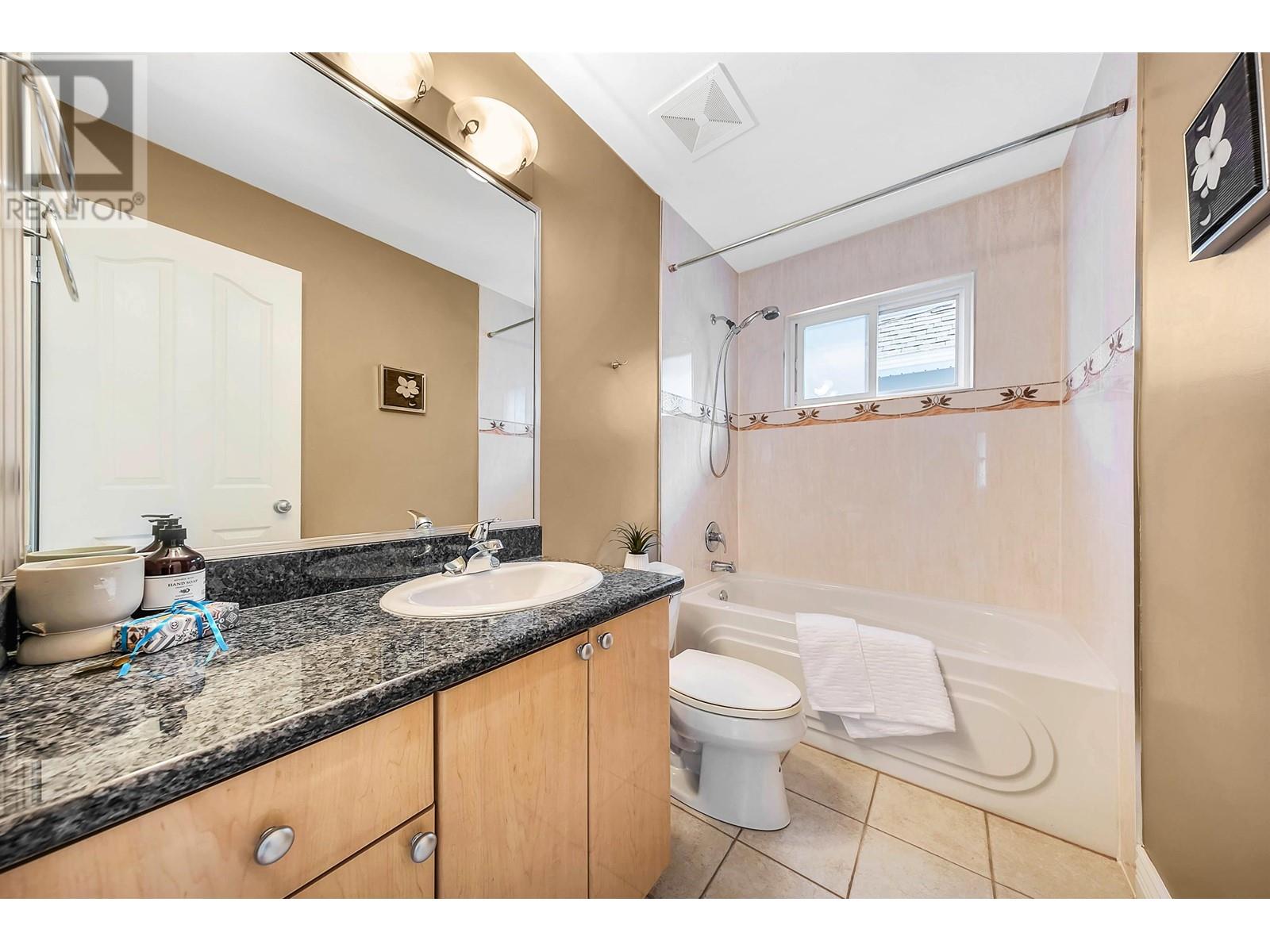 Listing Picture 20 of 29 : 12293 BUCHANAN STREET, Richmond / 烈治文 - 魯藝地產 Yvonne Lu Group - MLS Medallion Club Member