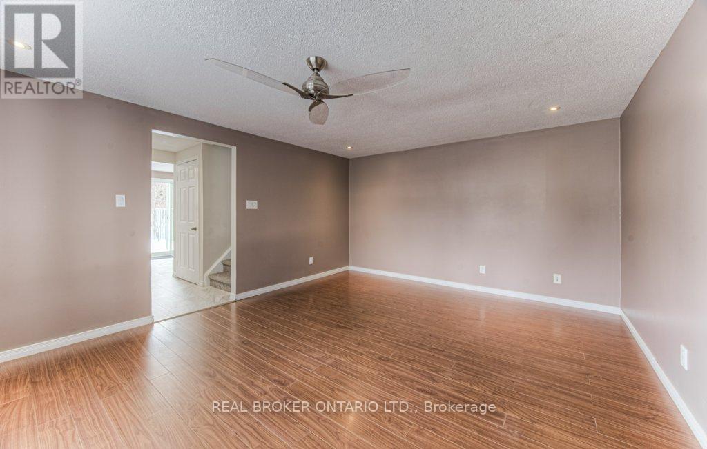 123 Northlake Drive, Waterloo, Ontario  N2V 1H4 - Photo 15 - X11928073