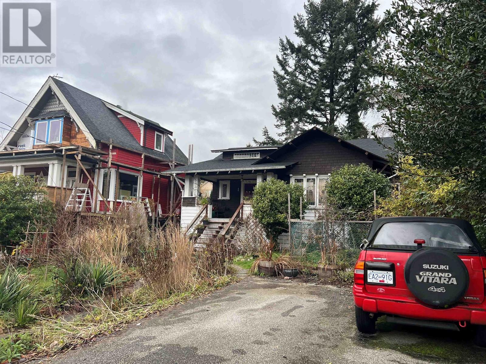134 W Queens Road, North Vancouver, British Columbia  V7N 2K3 - Photo 4 - R2957230