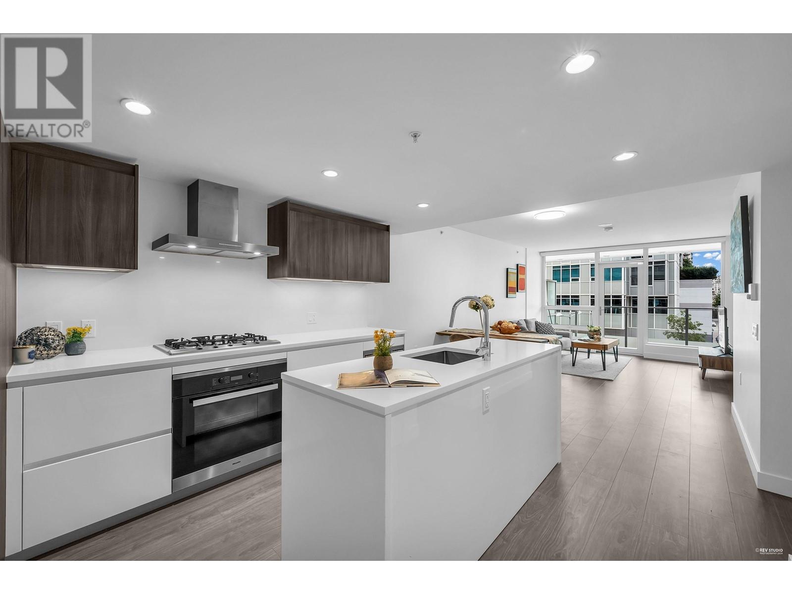 409 6328 NO. 3 ROAD, richmond, British Columbia