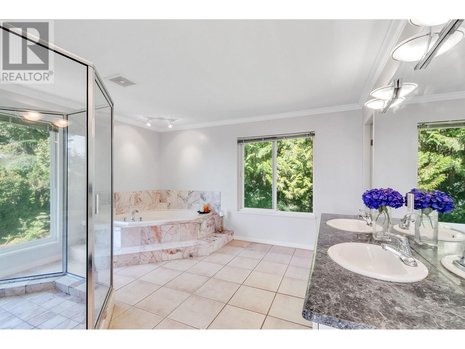 530 Craigmohr Drive, West Vancouver, British Columbia  V7S 1W6 - Photo 20 - R2957229