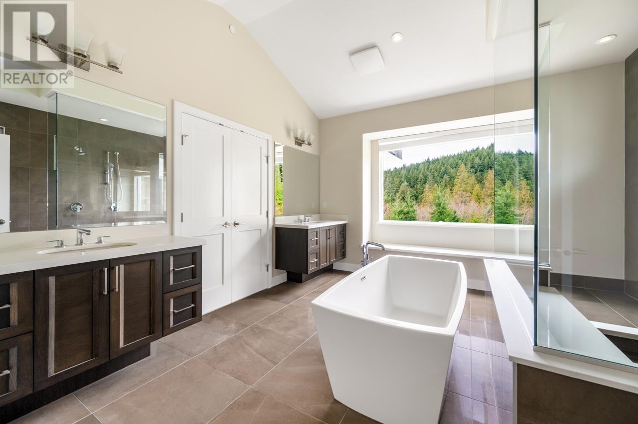 11 Heritage Peak Road, Port Moody, British Columbia  V3H 0H5 - Photo 18 - R2956384