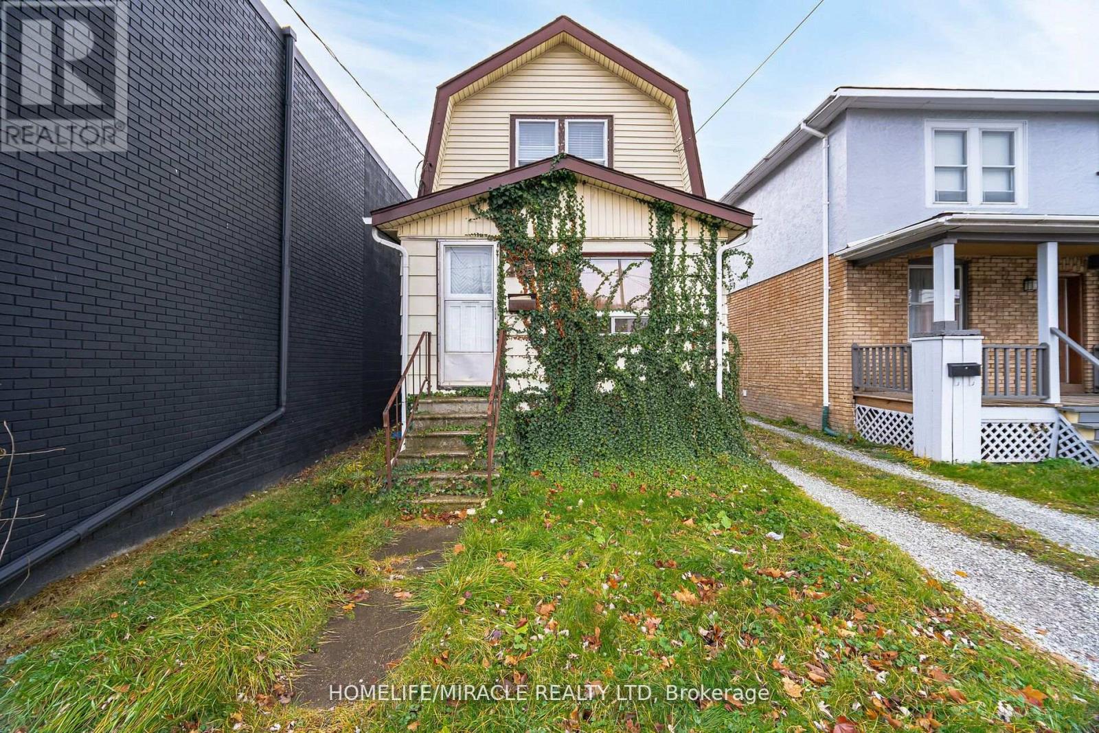 Property at 465 E MAIN STREET image 2