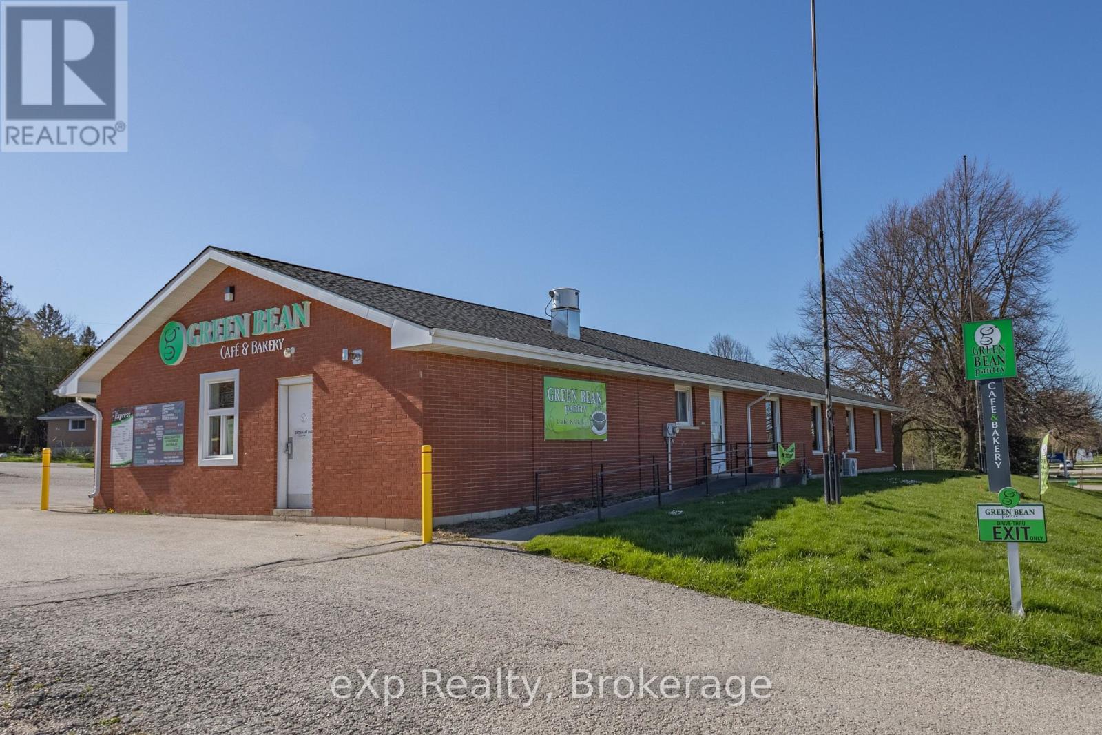 1319 Yonge Street S, Brockton, Ontario  N0G 2V0 - Photo 1 - X11928122