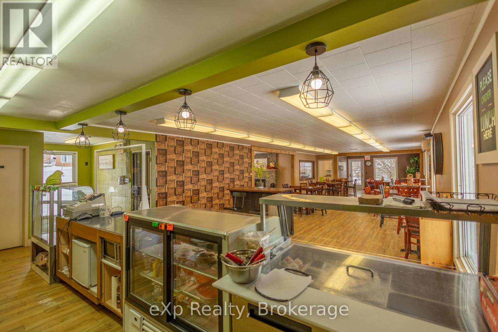 1319 Yonge Street S, Brockton, Ontario  N0G 2V0 - Photo 15 - X11928122