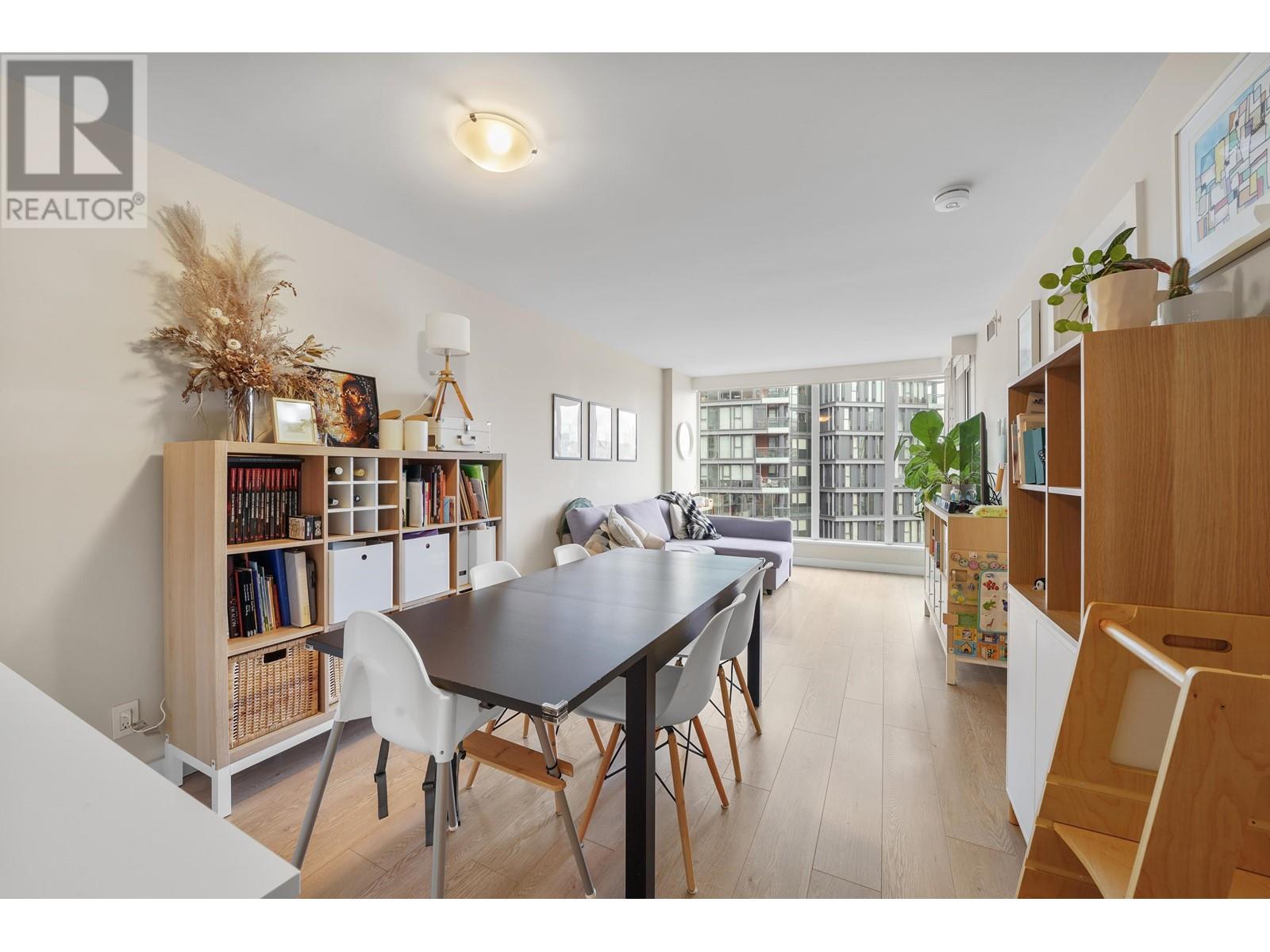 711 1618 Quebec Street, Vancouver, British Columbia  V6A 0C5 - Photo 3 - R2956740