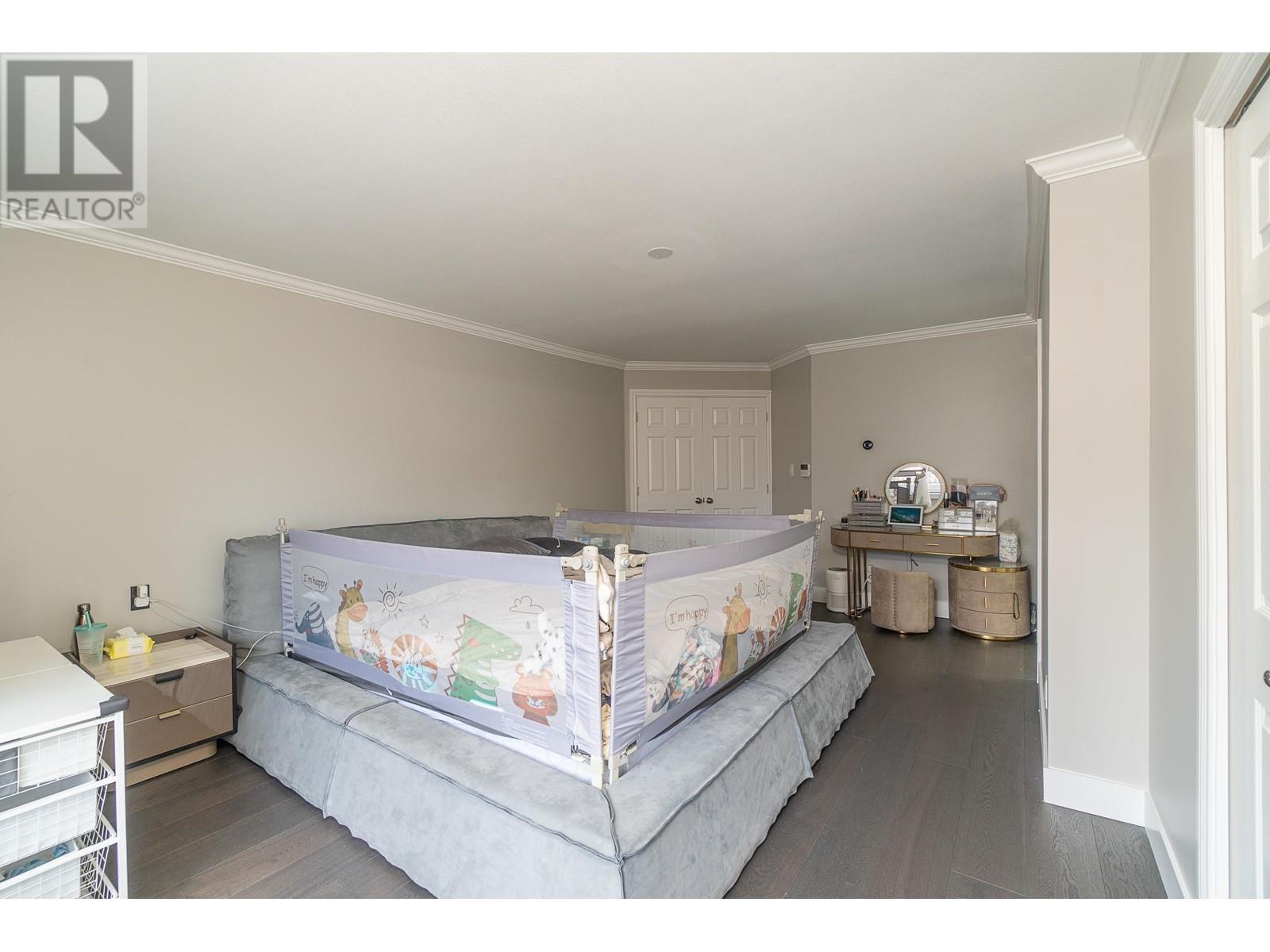 Listing Picture 17 of 31 : 7 7060 BLUNDELL ROAD, Richmond / 烈治文 - 魯藝地產 Yvonne Lu Group - MLS Medallion Club Member