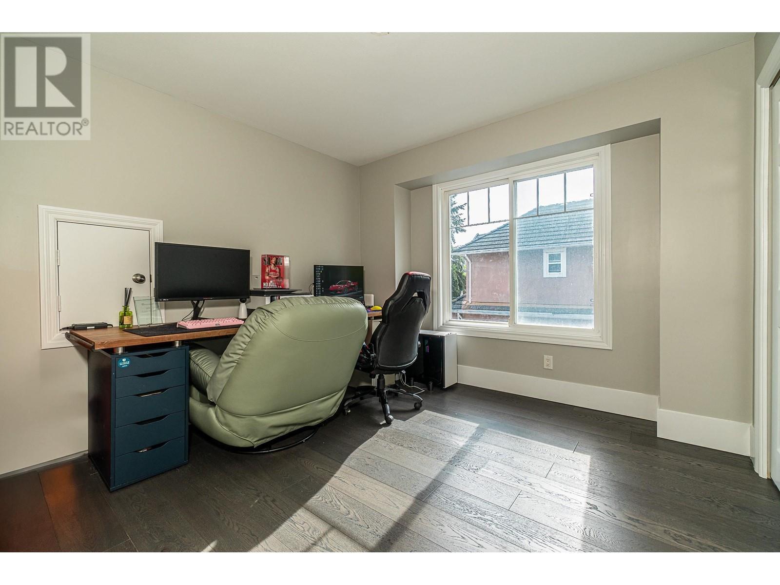 Listing Picture 20 of 31 : 7 7060 BLUNDELL ROAD, Richmond / 烈治文 - 魯藝地產 Yvonne Lu Group - MLS Medallion Club Member