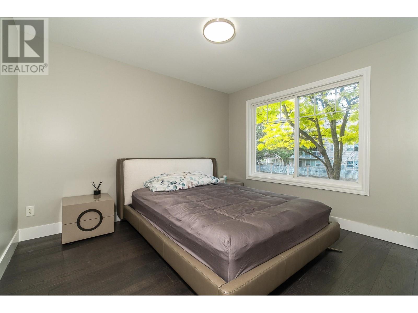 Listing Picture 24 of 31 : 7 7060 BLUNDELL ROAD, Richmond / 烈治文 - 魯藝地產 Yvonne Lu Group - MLS Medallion Club Member