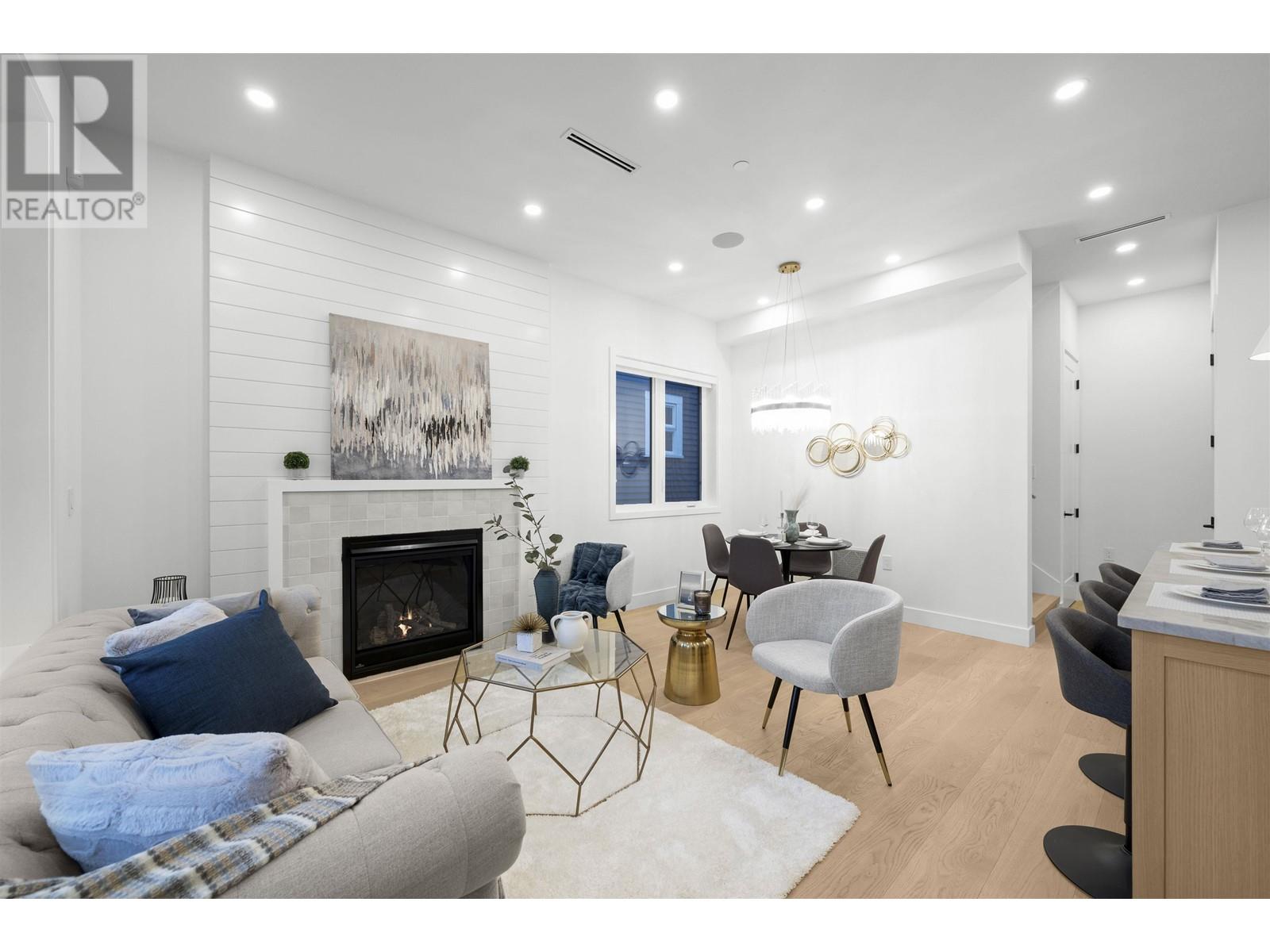 Listing Picture 8 of 27 : 1 1722 E 6TH AVENUE, Vancouver / 溫哥華 - 魯藝地產 Yvonne Lu Group - MLS Medallion Club Member