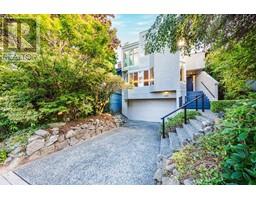 4560 BELMONT AVENUE, Vancouver, British Columbia