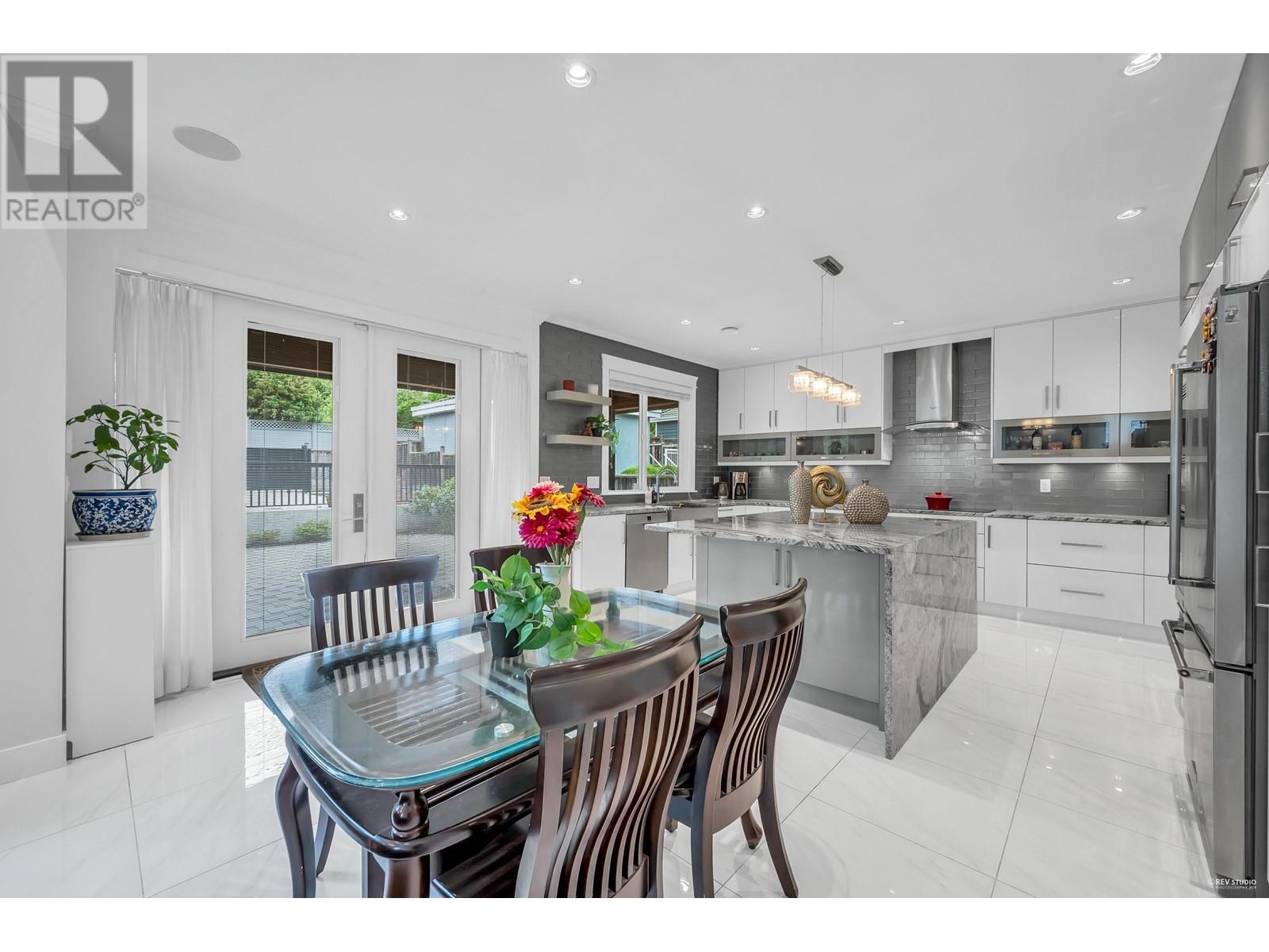 4337 Percival Avenue, Burnaby, British Columbia  V5G 3S4 - Photo 15 - R2957327