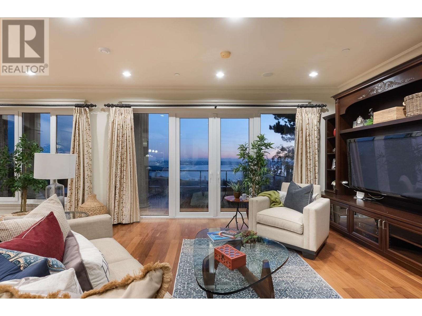 2533 Westhill Drive, West Vancouver, British Columbia  V7S 3A3 - Photo 15 - R2957181