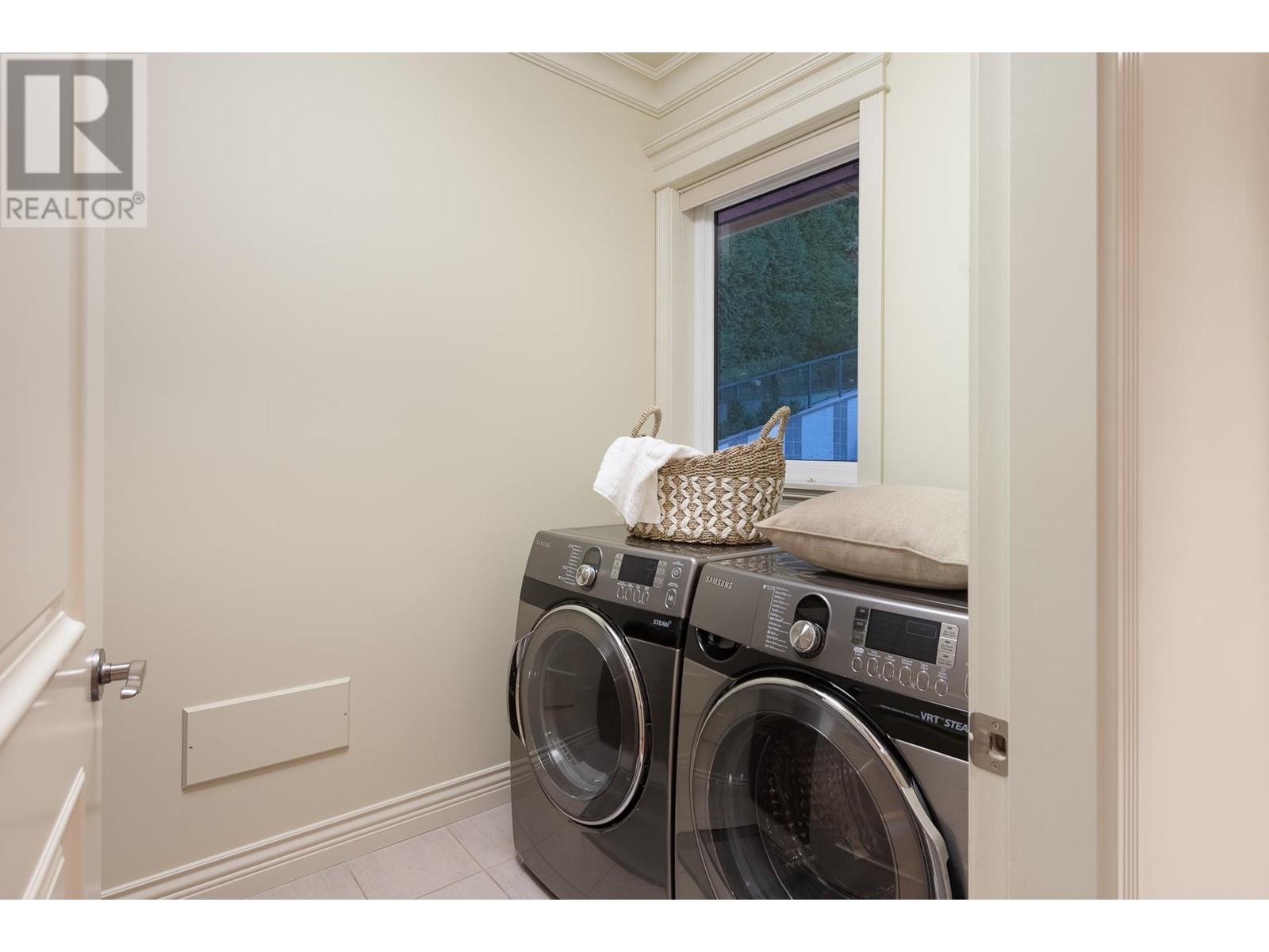 2533 Westhill Drive, West Vancouver, British Columbia  V7S 3A3 - Photo 19 - R2957181