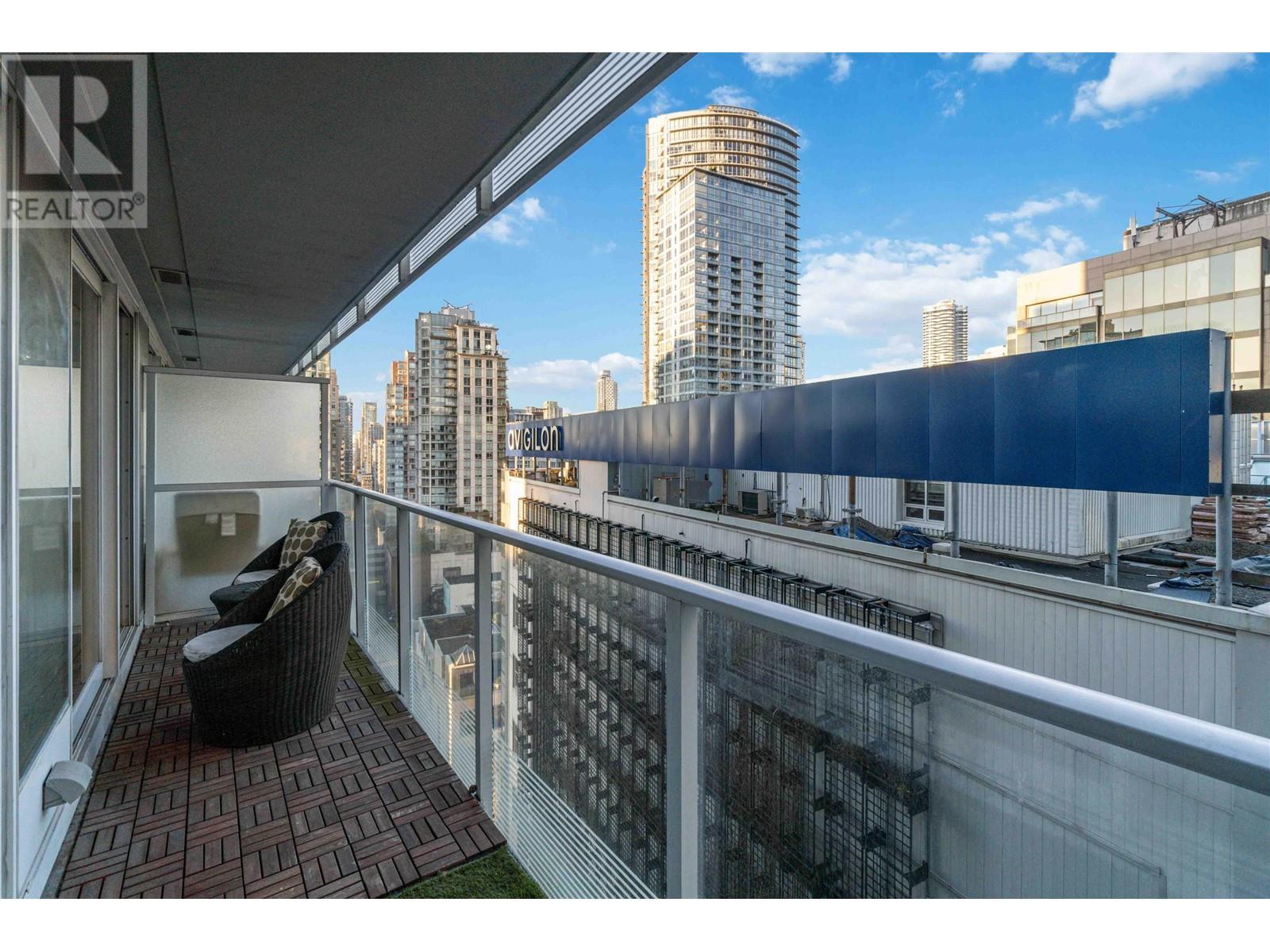 1705 777 Richards Street, Vancouver, British Columbia  V6B 0M6 - Photo 21 - R2957319