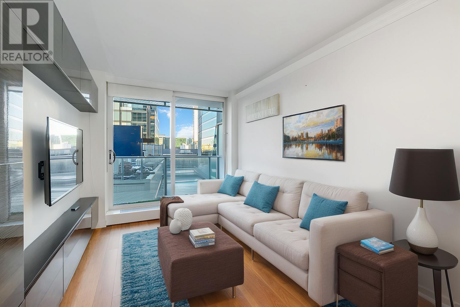 1705 777 Richards Street, Vancouver, British Columbia  V6B 0M6 - Photo 1 - R2957319