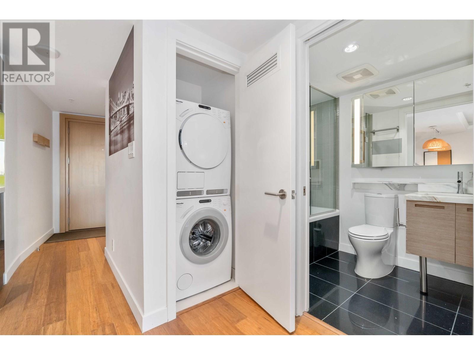 1705 777 Richards Street, Vancouver, British Columbia  V6B 0M6 - Photo 17 - R2957319