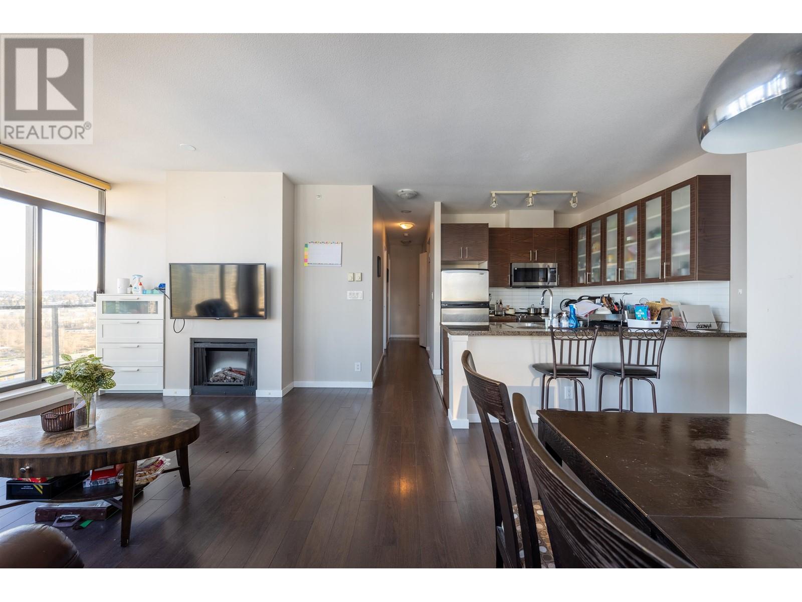 Listing Picture 12 of 38 : 2604 2355 MADISON AVENUE, Burnaby / 本拿比 - 魯藝地產 Yvonne Lu Group - MLS Medallion Club Member