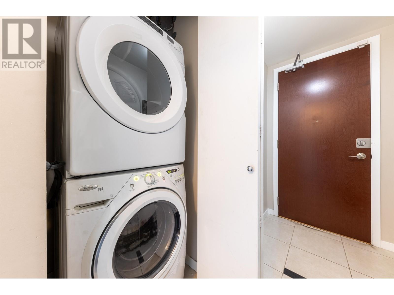 Listing Picture 14 of 38 : 2604 2355 MADISON AVENUE, Burnaby / 本拿比 - 魯藝地產 Yvonne Lu Group - MLS Medallion Club Member