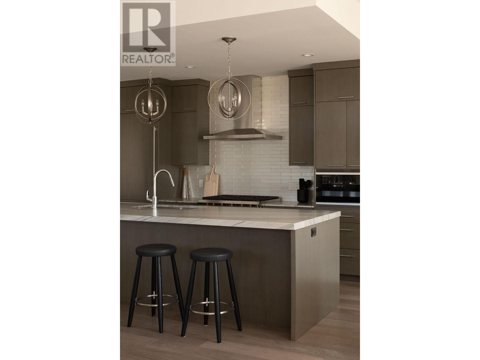 Listing Picture 18 of 40 : PH2 1009 LAURIER AVENUE, Vancouver / 溫哥華 - 魯藝地產 Yvonne Lu Group - MLS Medallion Club Member