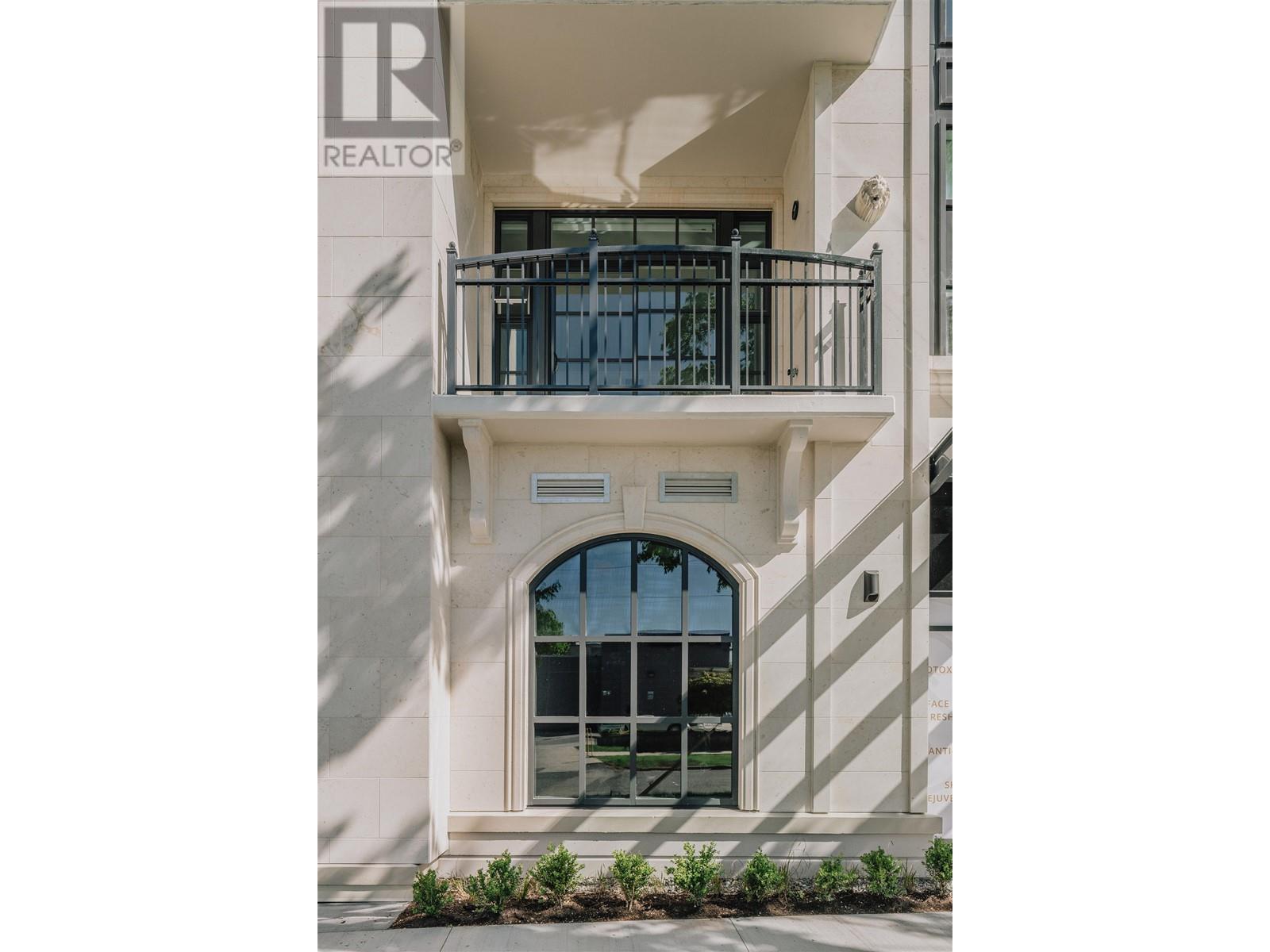 Listing Picture 39 of 40 : PH2 1009 LAURIER AVENUE, Vancouver / 溫哥華 - 魯藝地產 Yvonne Lu Group - MLS Medallion Club Member