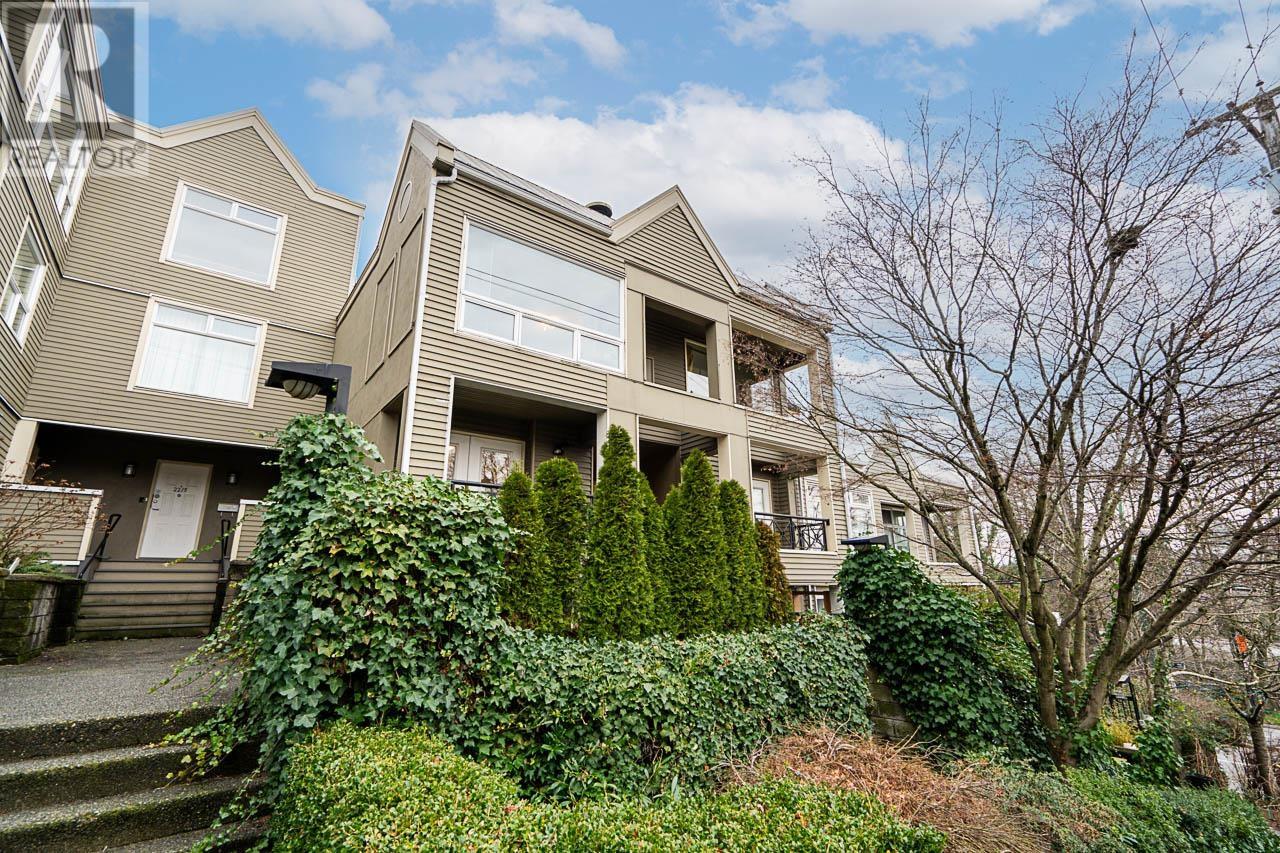 2209 Alder Street, Vancouver, British Columbia  V6H 2R8 - Photo 39 - R2956931
