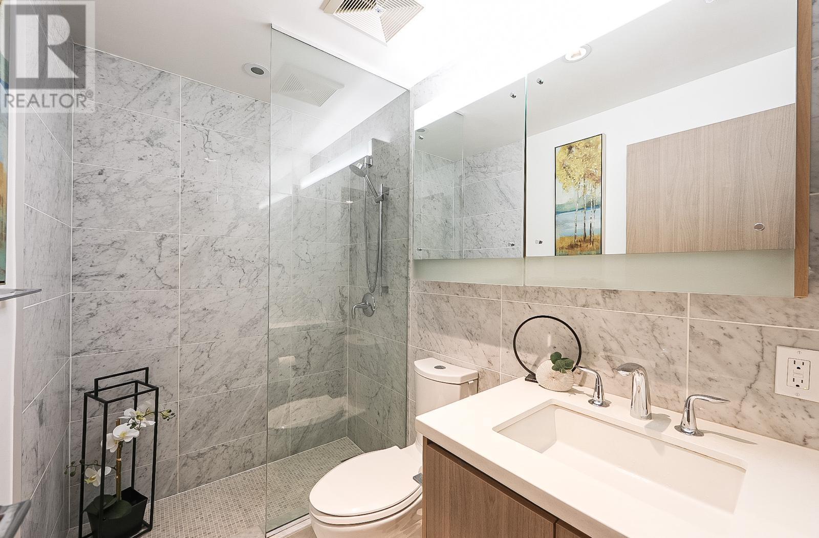 Listing Picture 17 of 25 : 3910 6538 NELSON AVENUE, Burnaby / 本拿比 - 魯藝地產 Yvonne Lu Group - MLS Medallion Club Member