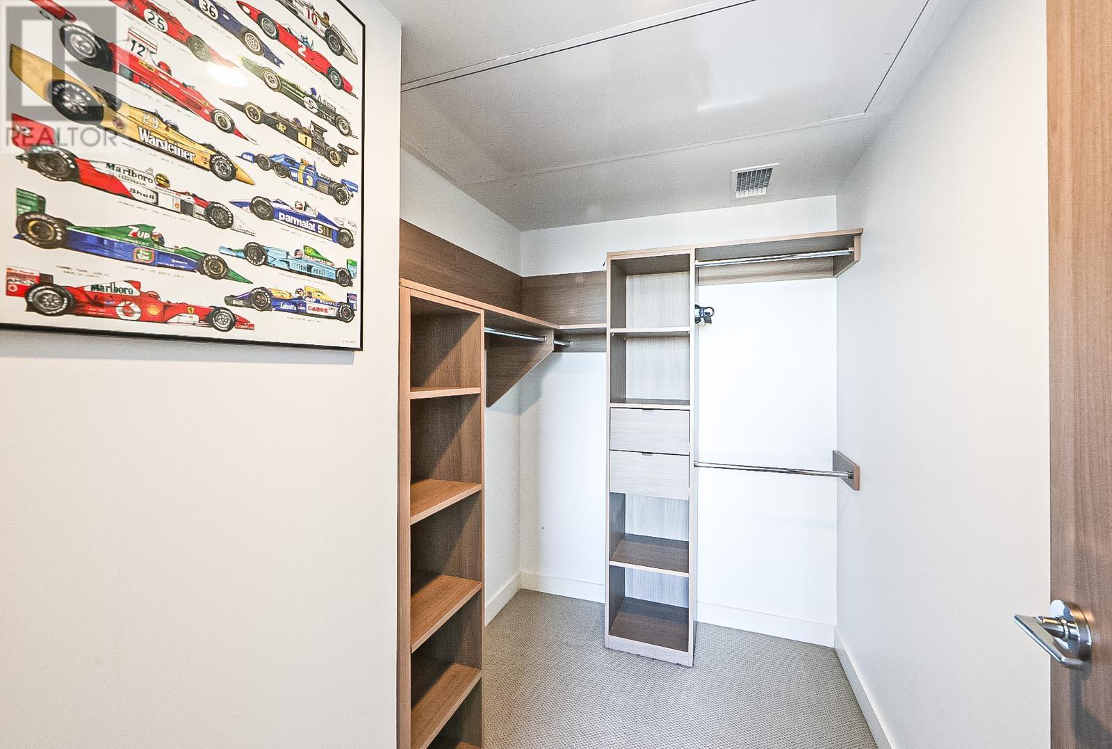 Listing Picture 16 of 25 : 3910 6538 NELSON AVENUE, Burnaby / 本拿比 - 魯藝地產 Yvonne Lu Group - MLS Medallion Club Member
