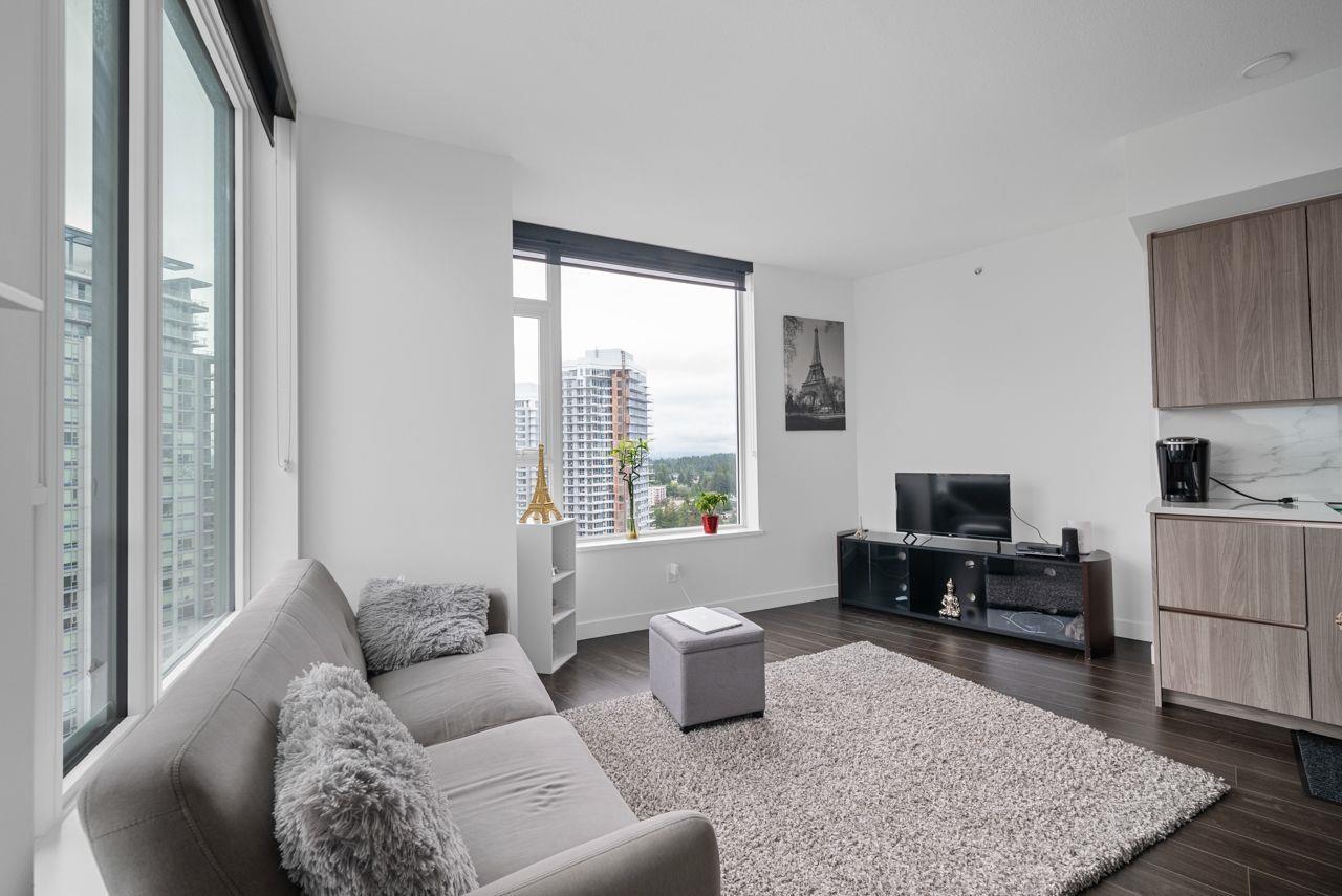 Property at 3004 9887 WHALLEY BOULEVARD image 4