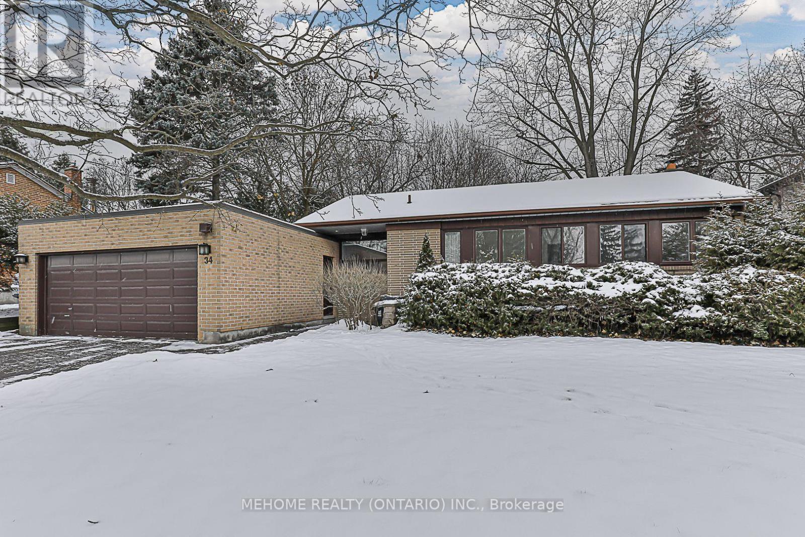 34 Sanderling Place, Toronto, Ontario  M3C 2J1 - Photo 2 - C11928314