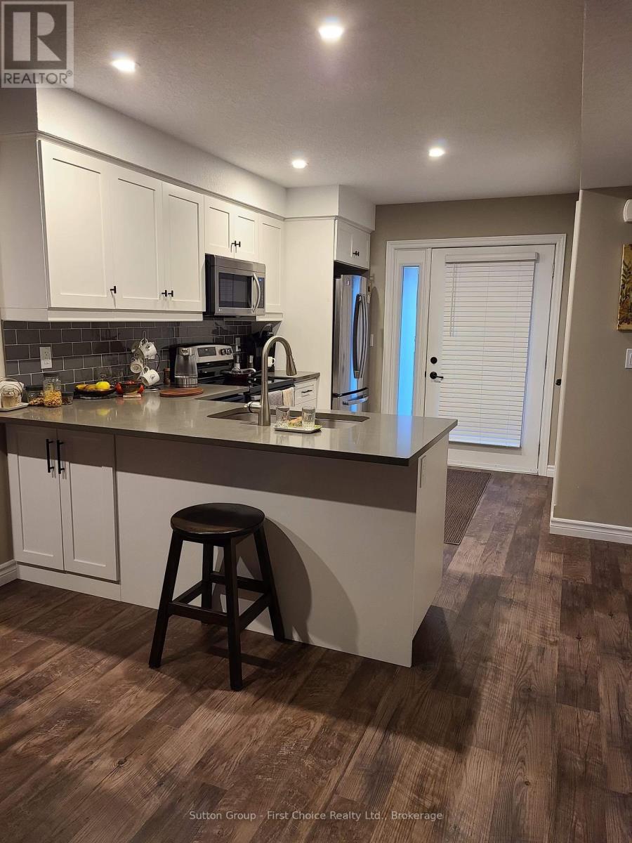 11 - 3194 Vivian Line, Stratford, Ontario  N5A 0H8 - Photo 2 - X11928359
