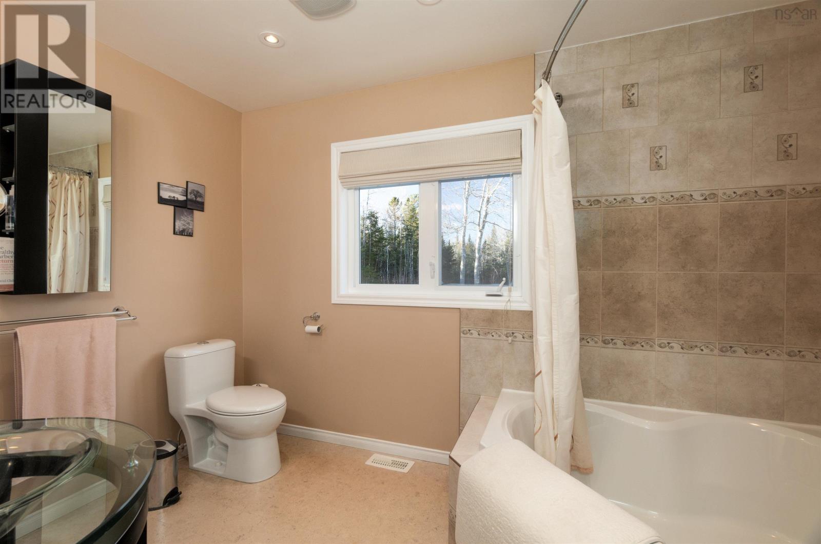 617 Highway 277, Dutch Settlement, Nova Scotia  B2S 2C7 - Photo 15 - 202501067