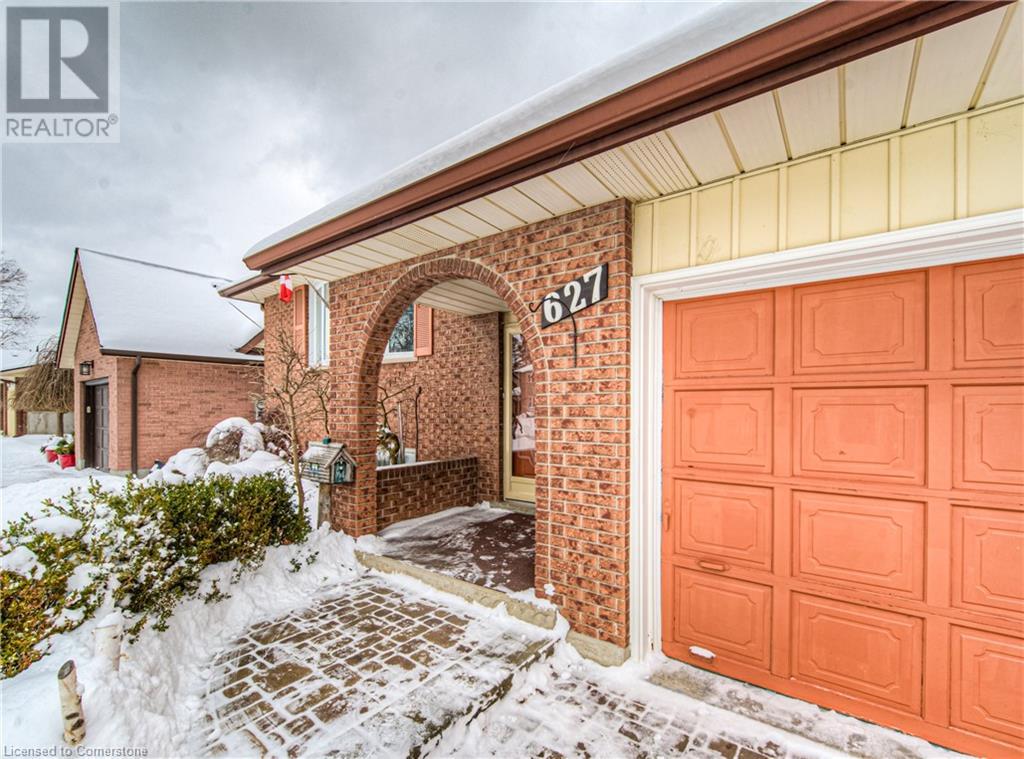 627 Pine Island Crescent, Waterloo, Ontario  N2V 1T3 - Photo 4 - 40690489