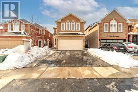 Property at 89 WHITE TAIL CRESCENT image