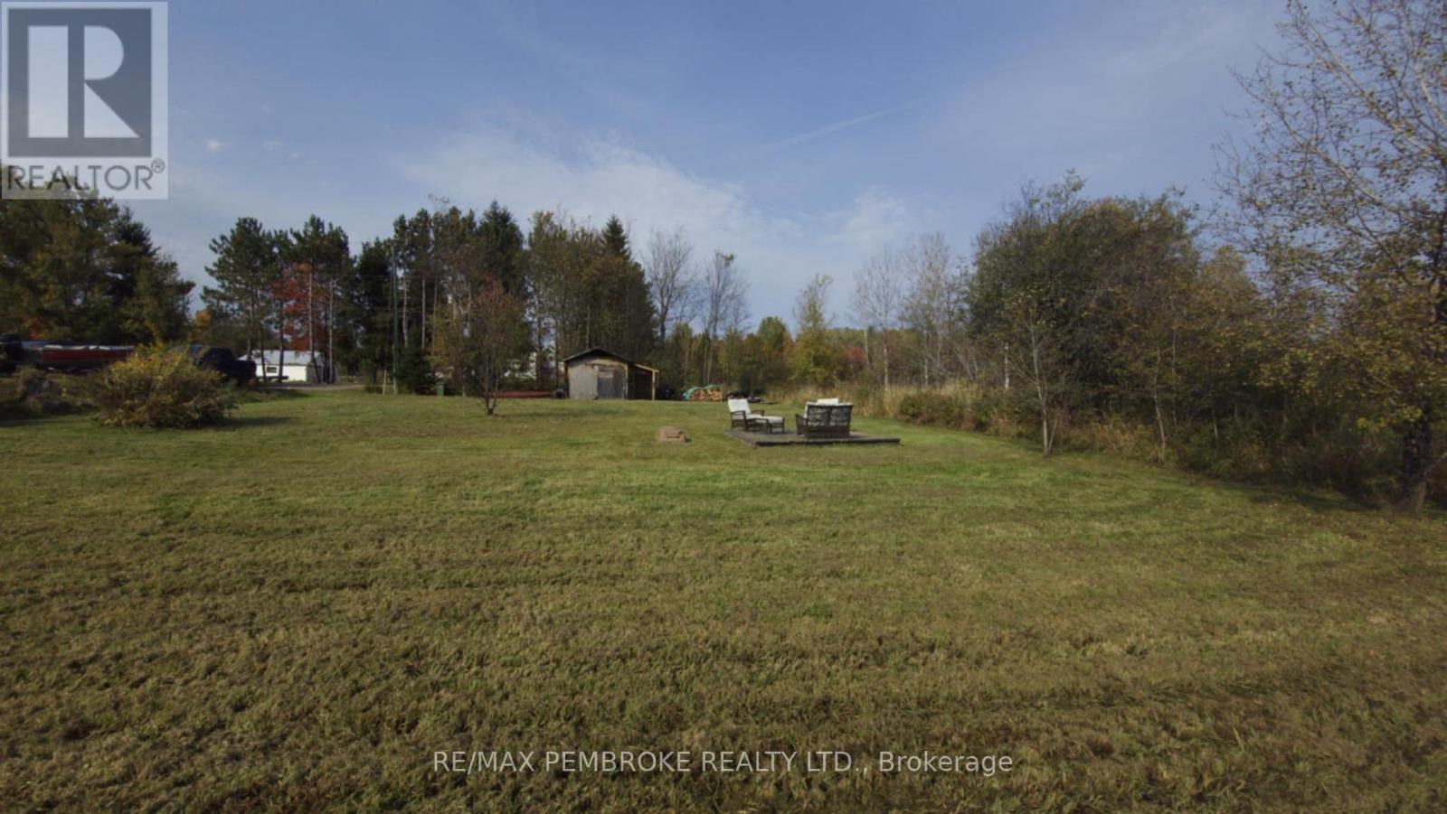 1683 Forest Lea Road, Laurentian Valley, Ontario  K8A 6W6 - Photo 38 - X11928609